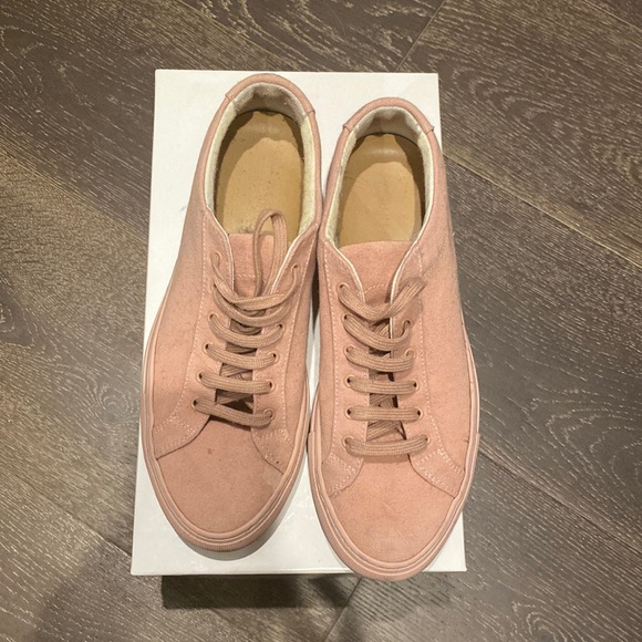 COMMON PROJECTS ACHILLES LOW IN CANVAS SNEAKERS. SIZE 37 - Picture 1 of 6